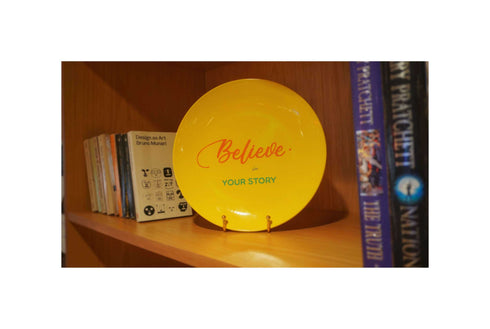 Metallic Plate Stand - Gold