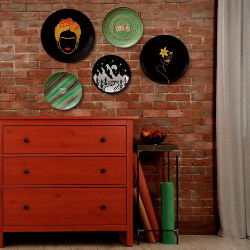 Frida | Wall Plate | Home Decor & Gift